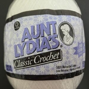 Aunt Lydia's Classic Crochet Thread in White 2730 Yds 1 Lb.